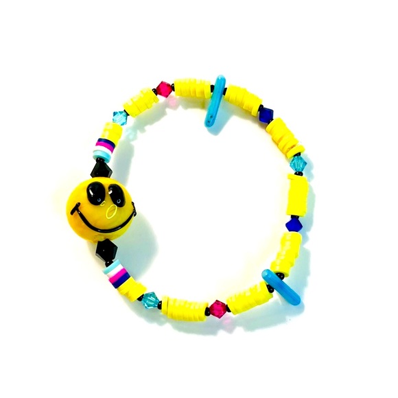 Have A Nice Day Stretch Smiley Bracelet Hand Crafted by McGlamorous Out of Stock - Picture 2 of 4